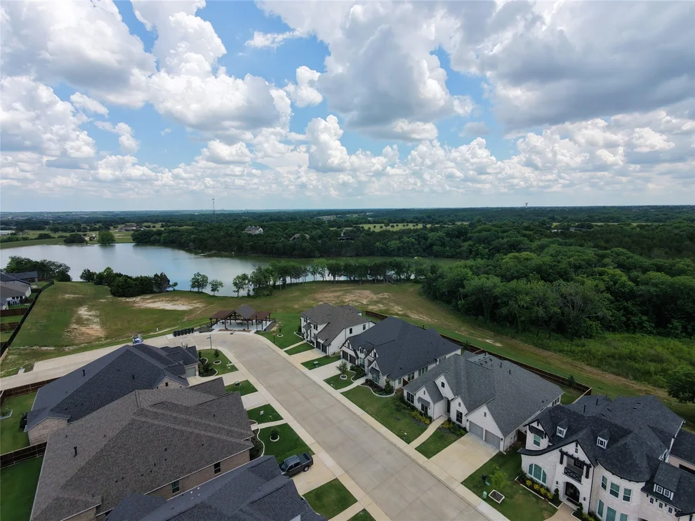 Unit for sale at 2834 Midlake Drive, Midlothian, TX 76065