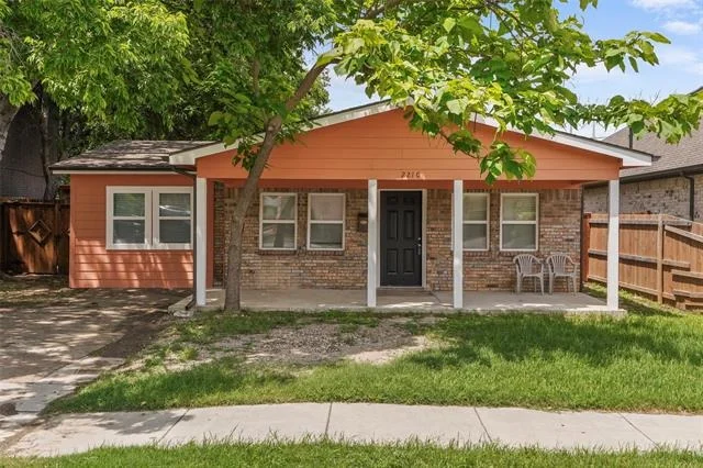 Unit for sale at 2210 El Paso Street, Grand Prairie, TX 75051