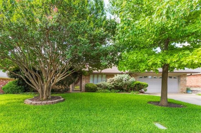 Unit for sale at 1008 Rocky Canyon Road, Arlington, TX 76012