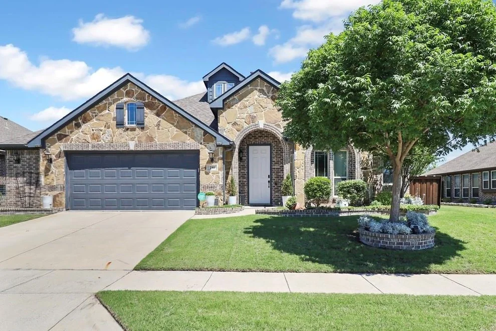 Unit for sale at 280 Armstrong Lane, Lavon, TX 75166
