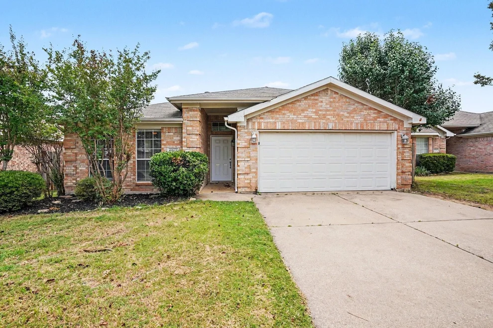 Unit for sale at 8563 Miami Springs Drive, Fort Worth, TX 76123
