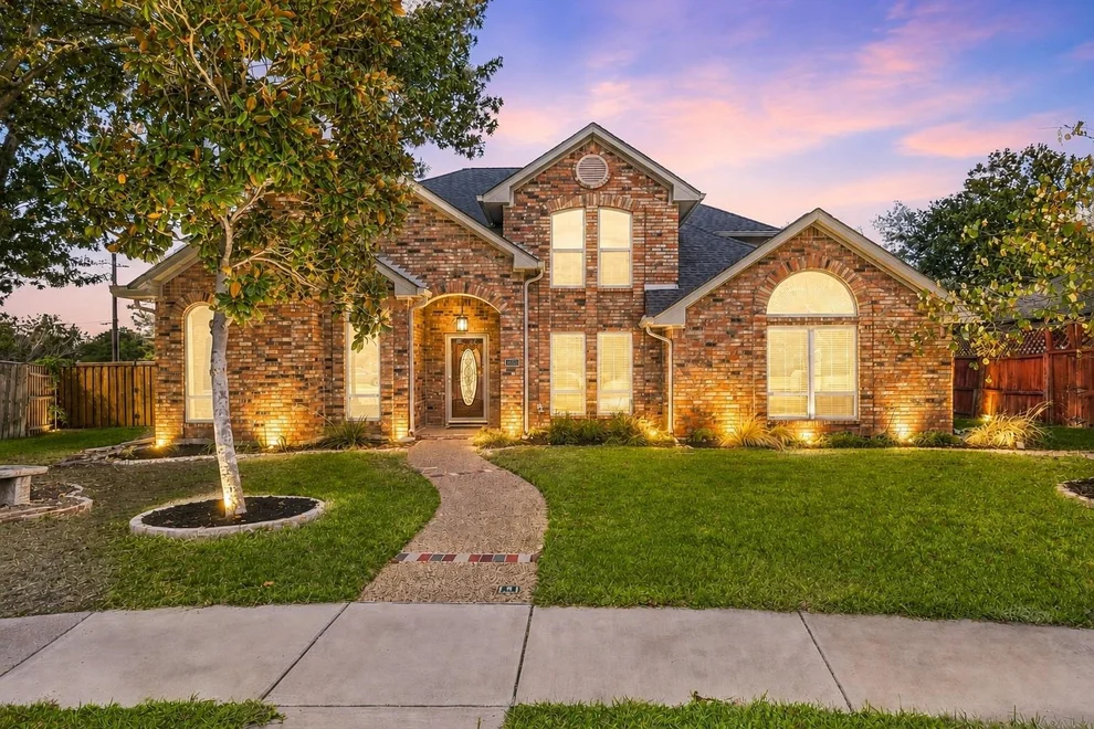 Unit for sale at 1222 Dentonshire Drive, Carrollton, TX 75007
