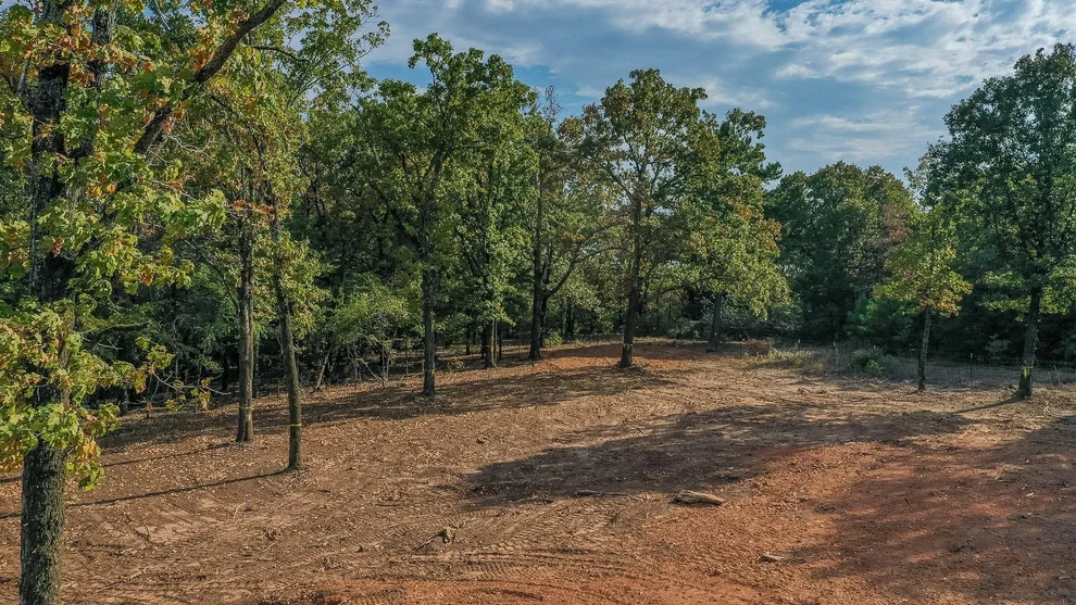Unit for sale at 19477 CEDARPARK Place, Lindale, TX 75771