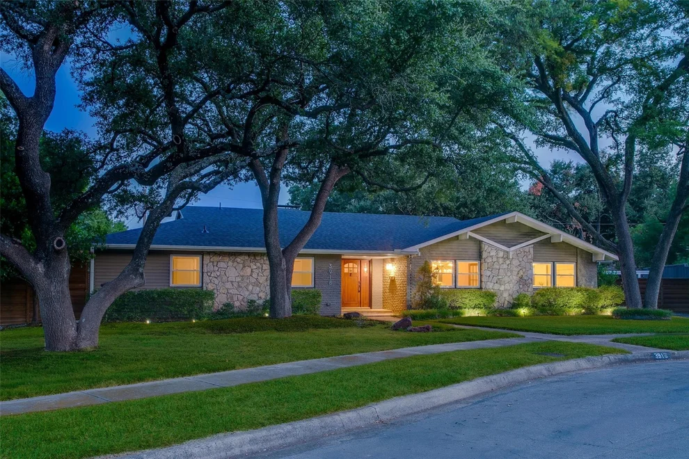 Unit for sale at 3918 Royal Palms Court, Dallas, TX 75244