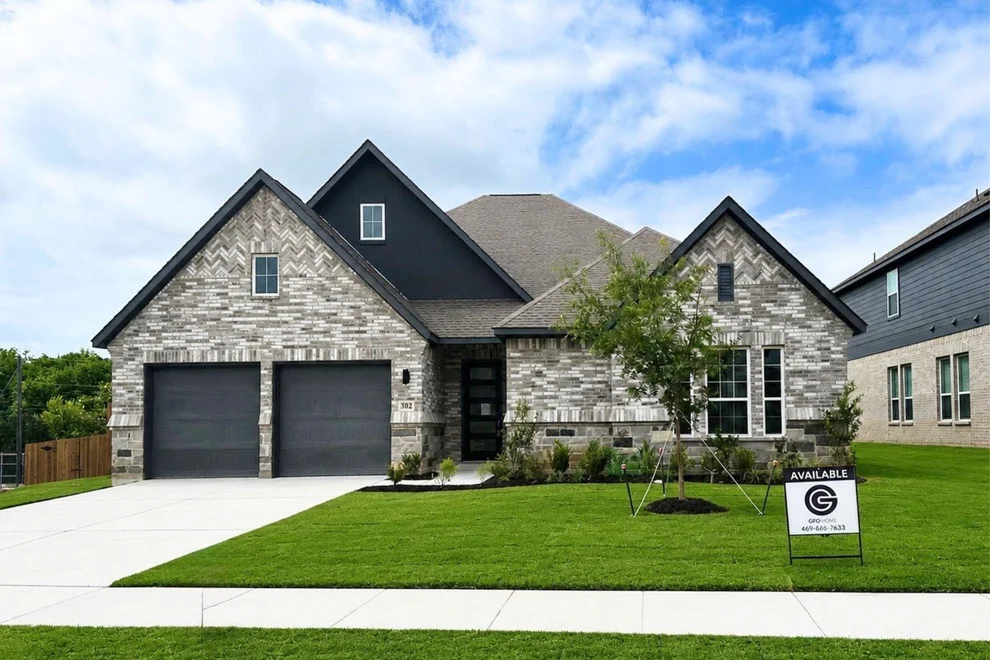 Unit for sale at 302 Alicia Court, Mansfield, TX 76063