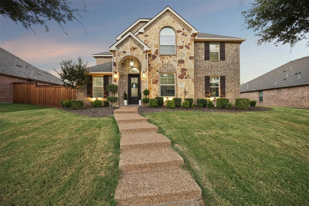 Unit for sale at 12346 Piper Drive, Frisco, TX 75033