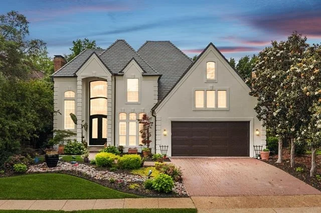 Unit for sale at 2012 Crockett Court, Irving, TX 75038