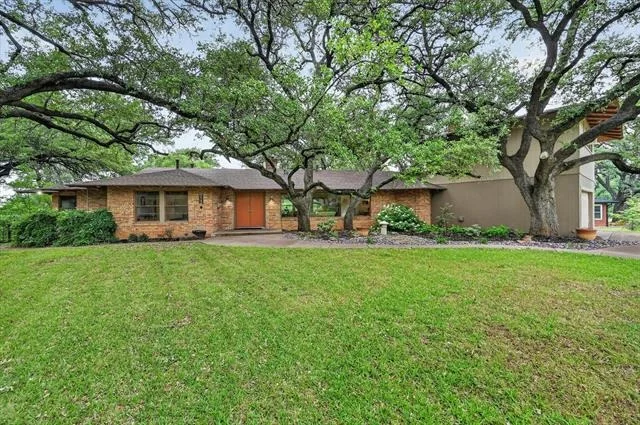 Unit for sale at 2039 W Lotus Avenue, Fort Worth, TX 76111