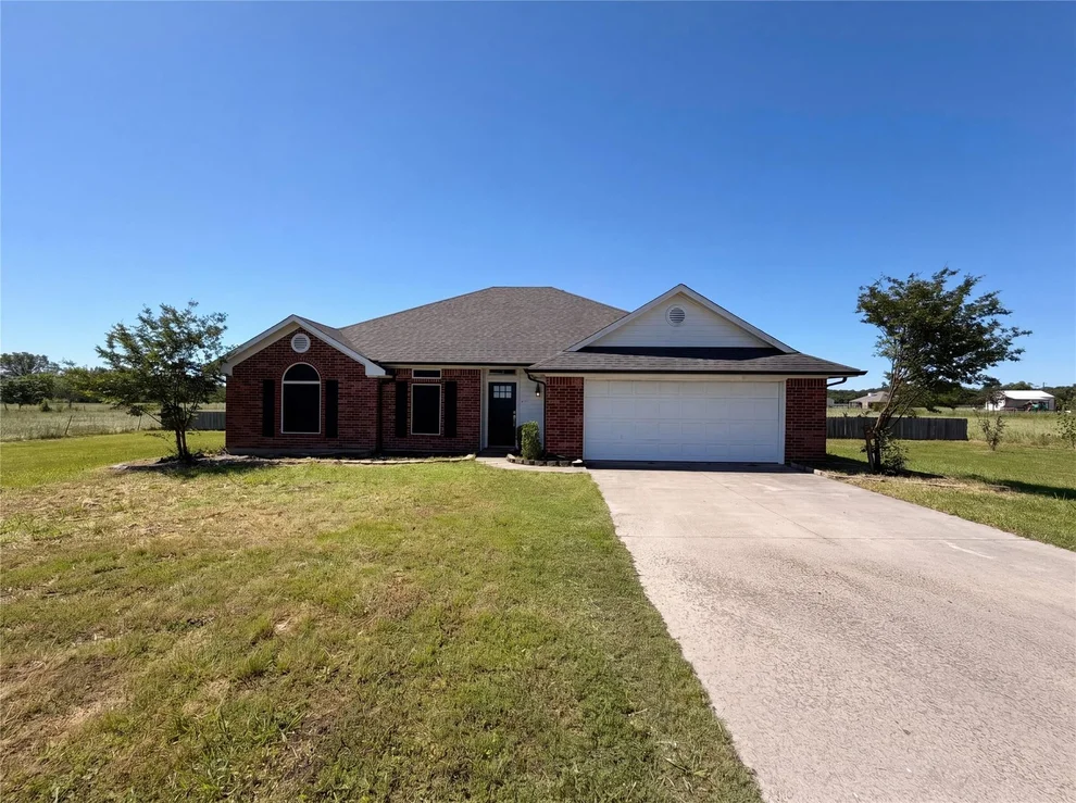 Unit for sale at 3499 Fm-1564, Greenville, TX 75402