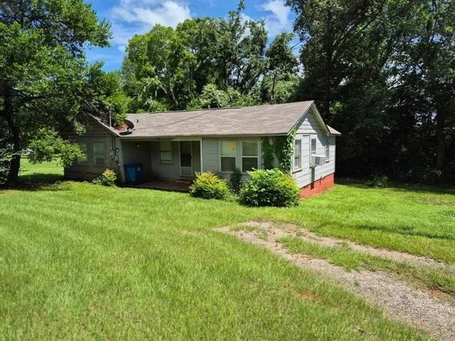Unit for sale at 511 Myrtle Drive, Jacksonville, TX 75766