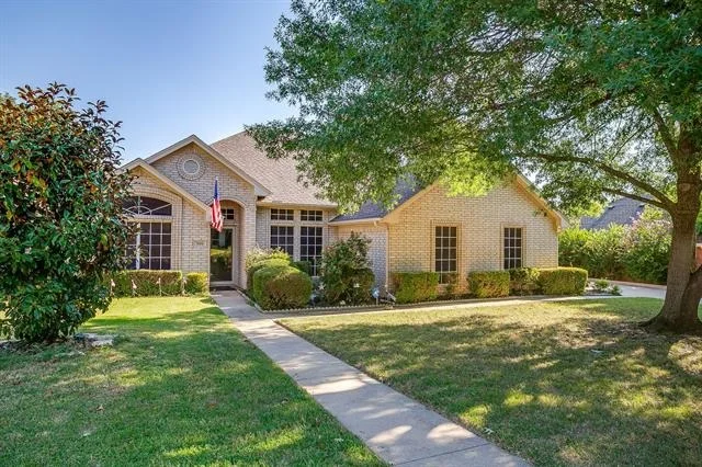 Unit for sale at 909 Overton Drive, Weatherford, TX 76086