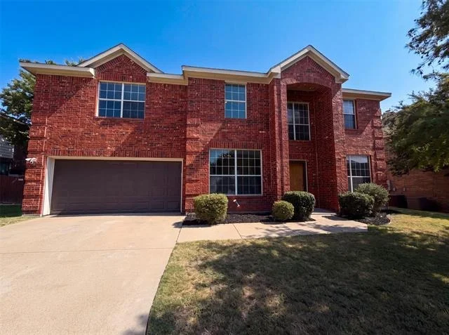Unit for sale at 448 N Waterford Oaks Drive, Cedar Hill, TX 75104