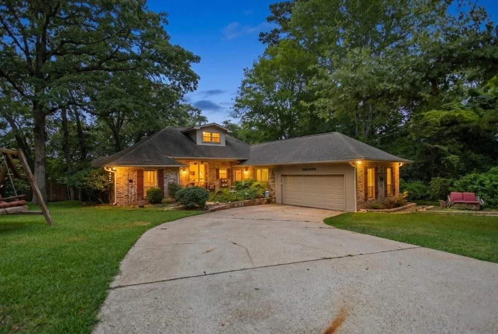 Unit for sale at 226 Pinewood Lane, Hideaway, TX 75771