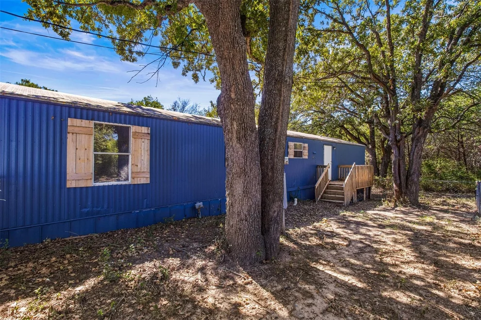 Unit for sale at 125 Stephens Drive, Gun Barrel City, TX 75156