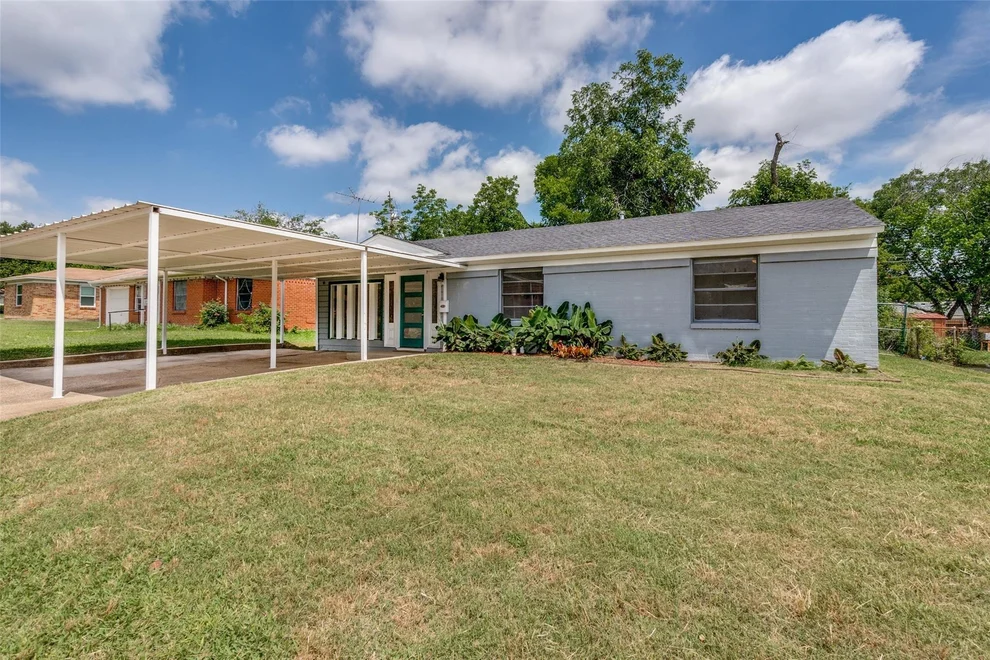 Unit for sale at 2711 San Diego Drive, Dallas, TX 75228