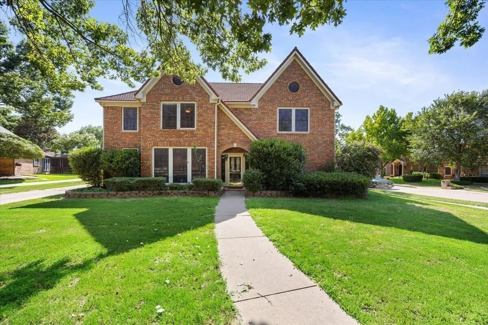Unit for sale at 2400 Silverthorne Court, Highland Village, TX 75077