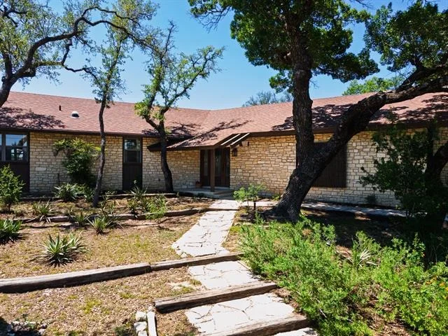 Unit for sale at 20 Sheppard Lane, Lampasas, TX 76550