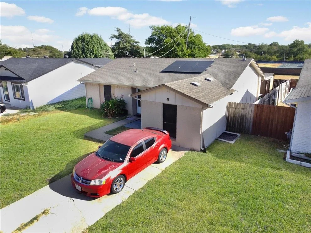 Unit for sale at 705 Parker Circle, Garland, TX 75040