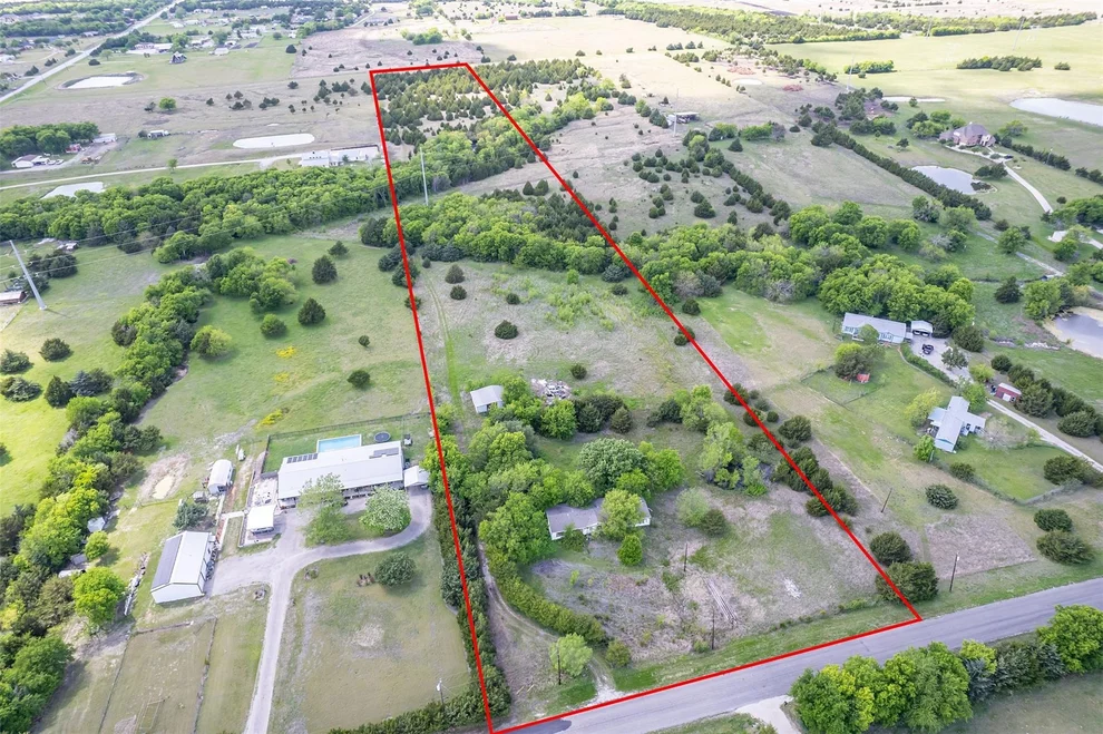 Unit for sale at 5228 County Road 599, Farmersville, TX 75442