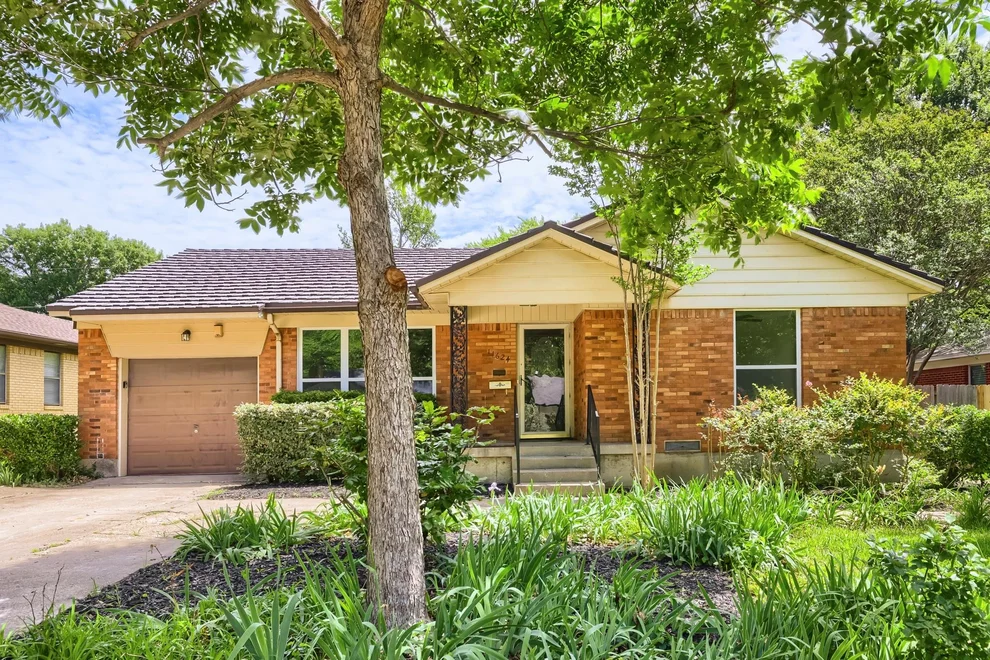 Unit for sale at 11624 Tuscany Way, Dallas, TX 75218