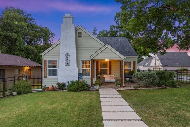 Unit for sale at 3800 W 6th Street, Fort Worth, TX 76107