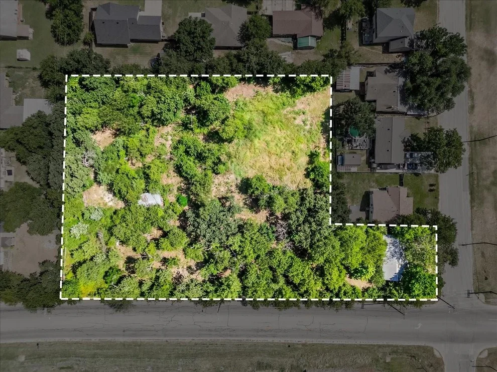 Unit for sale at 410 N Mill Street, Weatherford, TX 76086