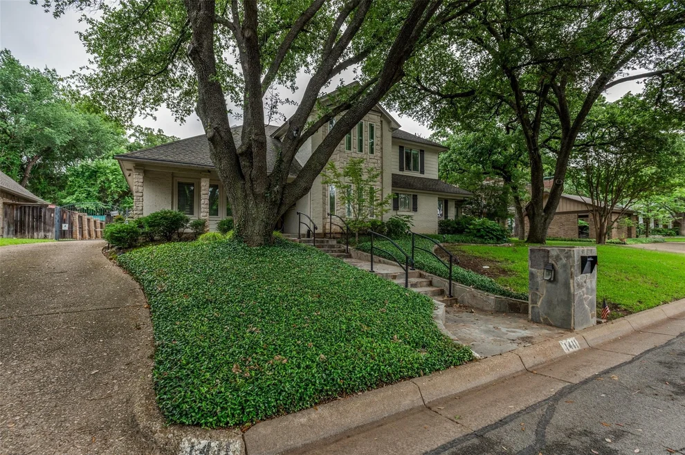 Unit for sale at 1411 Clubview Court, Arlington, TX 76013