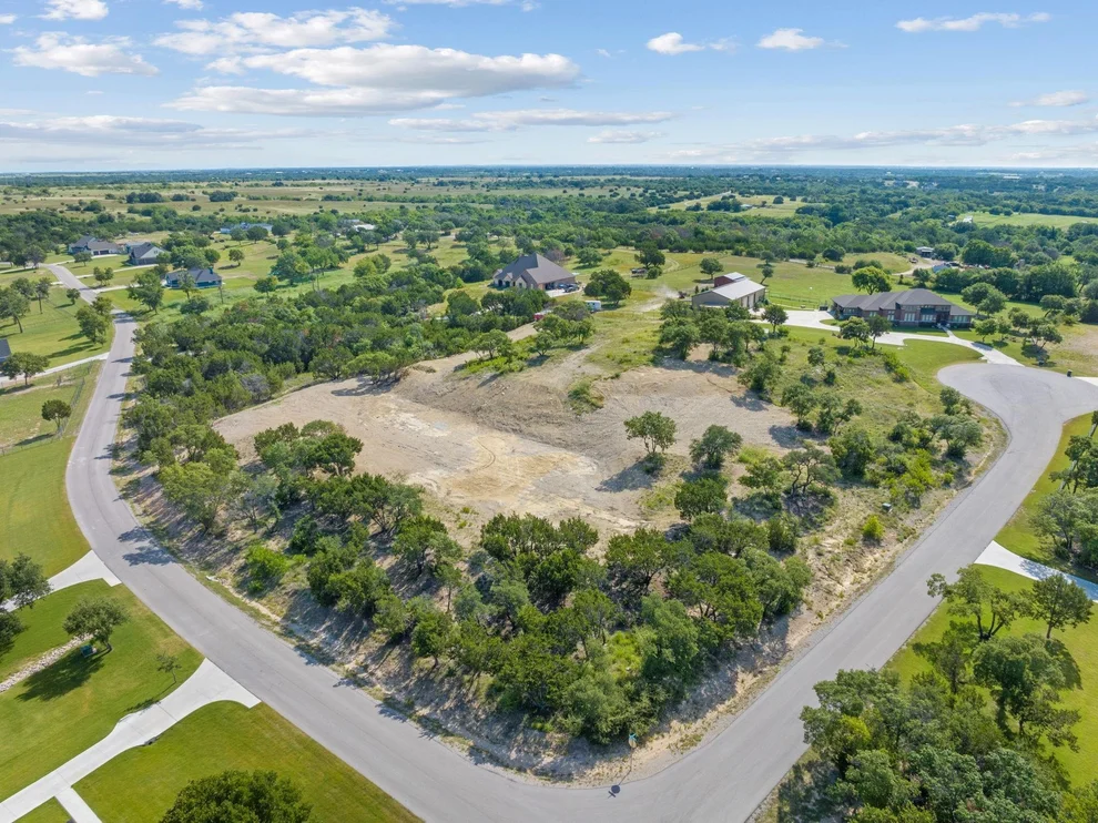 Unit for sale at 1027 Oak Bend Lane, Weatherford, TX 76088