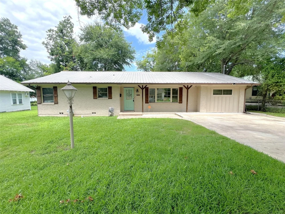 Unit for sale at 110 Goodman Street, Sulphur Springs, TX 75482