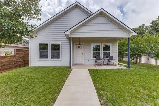 Unit for sale at 2000 Langston Street, Fort Worth, TX 76105