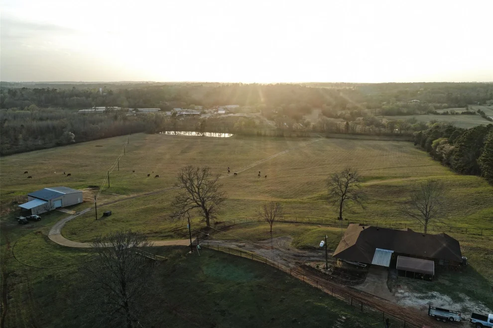 Unit for sale at 2265 County Road 1613, Jacksonville, TX 75766