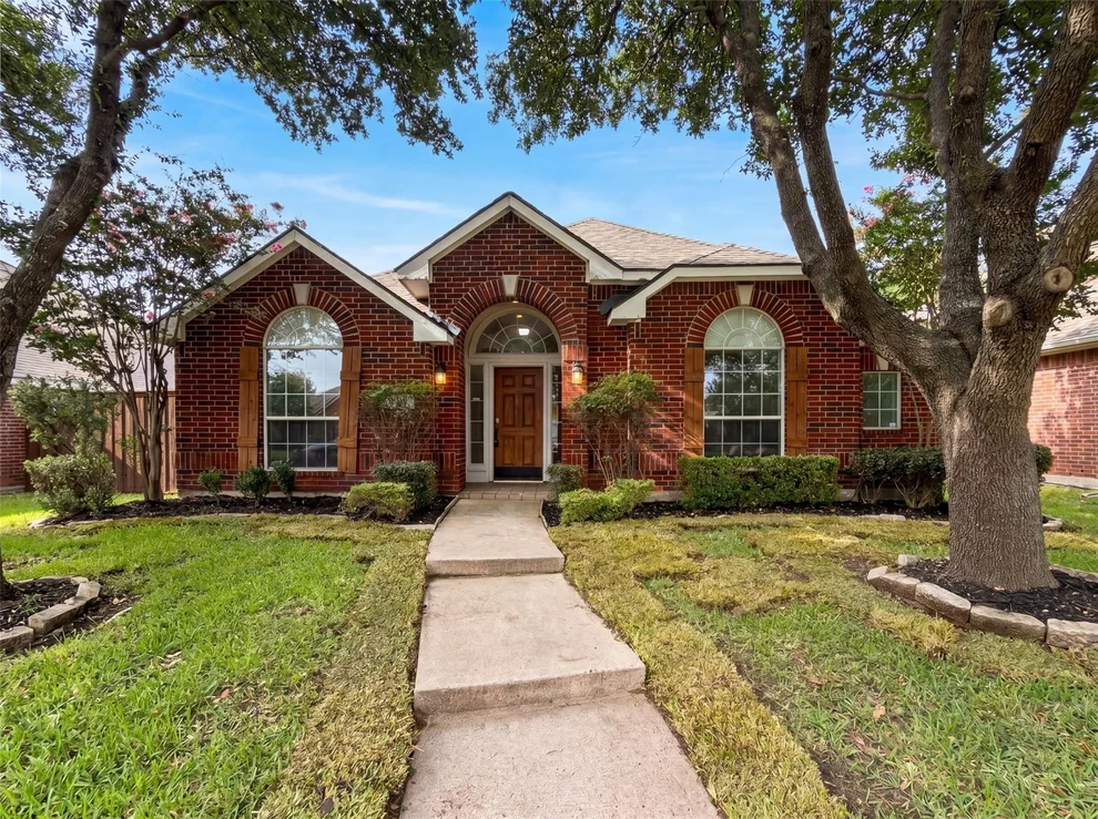 Unit for sale at 1441 Forest Oaks Court, Frisco, TX 75036