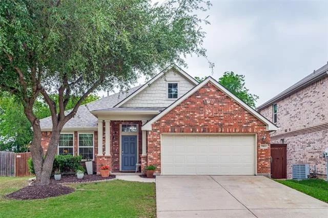 Unit for sale at 3901 Denridge Lane, Fort Worth, TX 76262