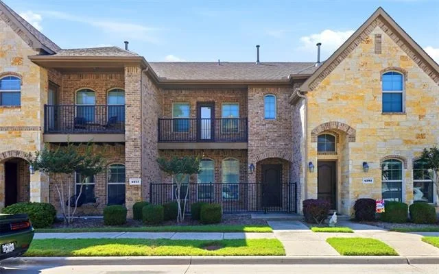 Unit for sale at 4277 Kiowa Drive, Carrollton, TX 75010