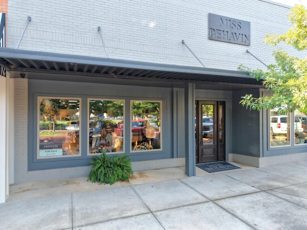 Unit for sale at 118 Main Street, Sulphur Springs, TX 75482