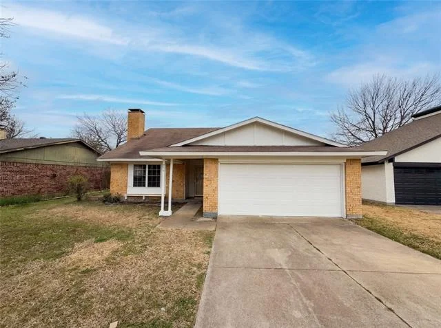 Unit for sale at 606 Via Corona, Mesquite, TX 75150