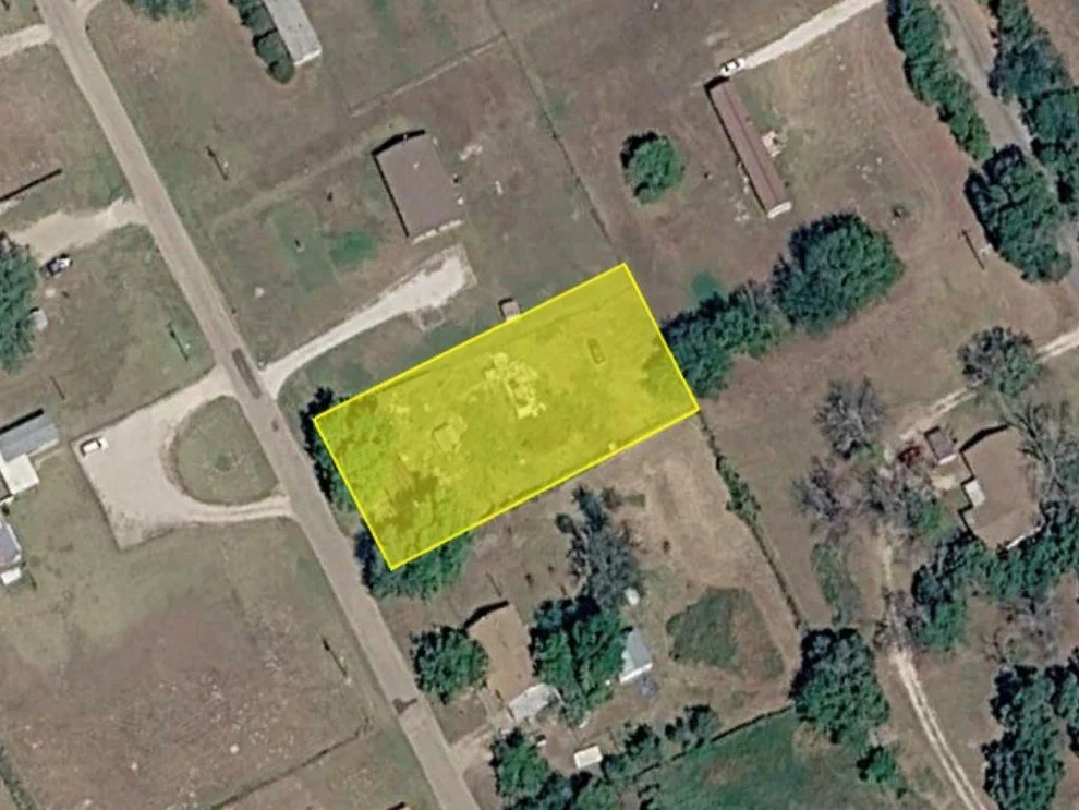 Unit for sale at 172 Joanne Drive, Gholson, TX 76705