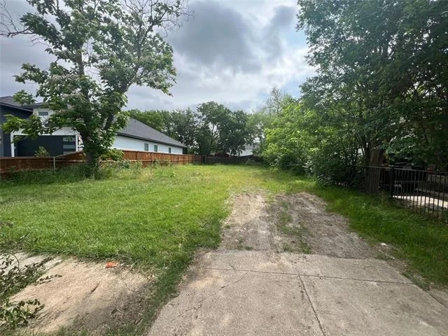 Unit for sale at 4126 Esmalda Street, Dallas, TX 75212