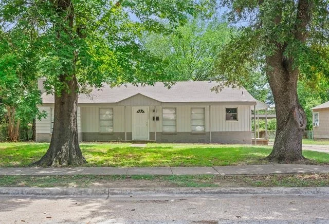 Unit for sale at 1432 Meadowbrook Drive, Garland, TX 75042