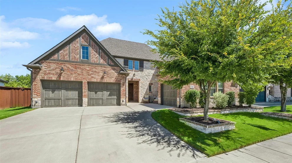 Unit for sale at 2700 Castlebridge, The Colony, TX 75056