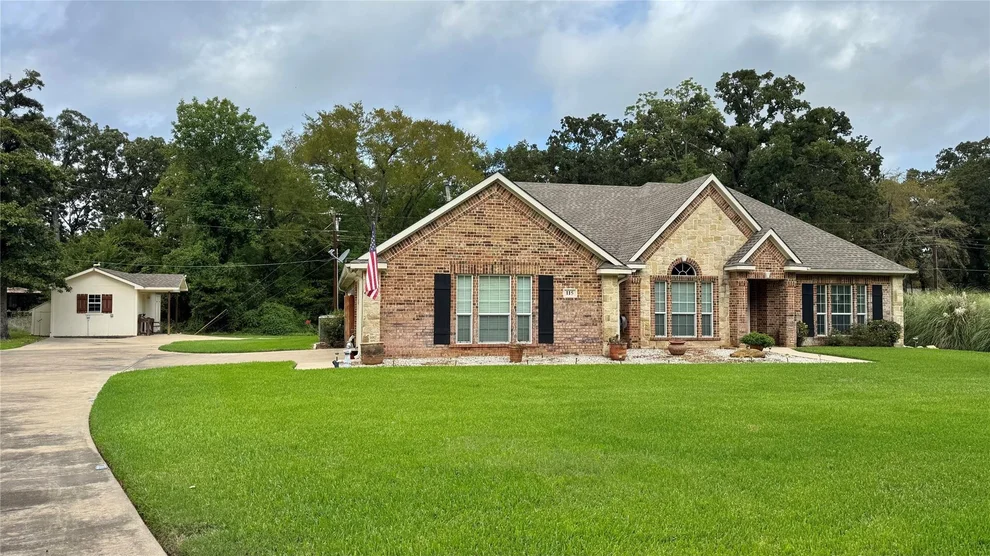 Unit for sale at 115 Meadowood Road, Enchanted Oaks, TX 75156