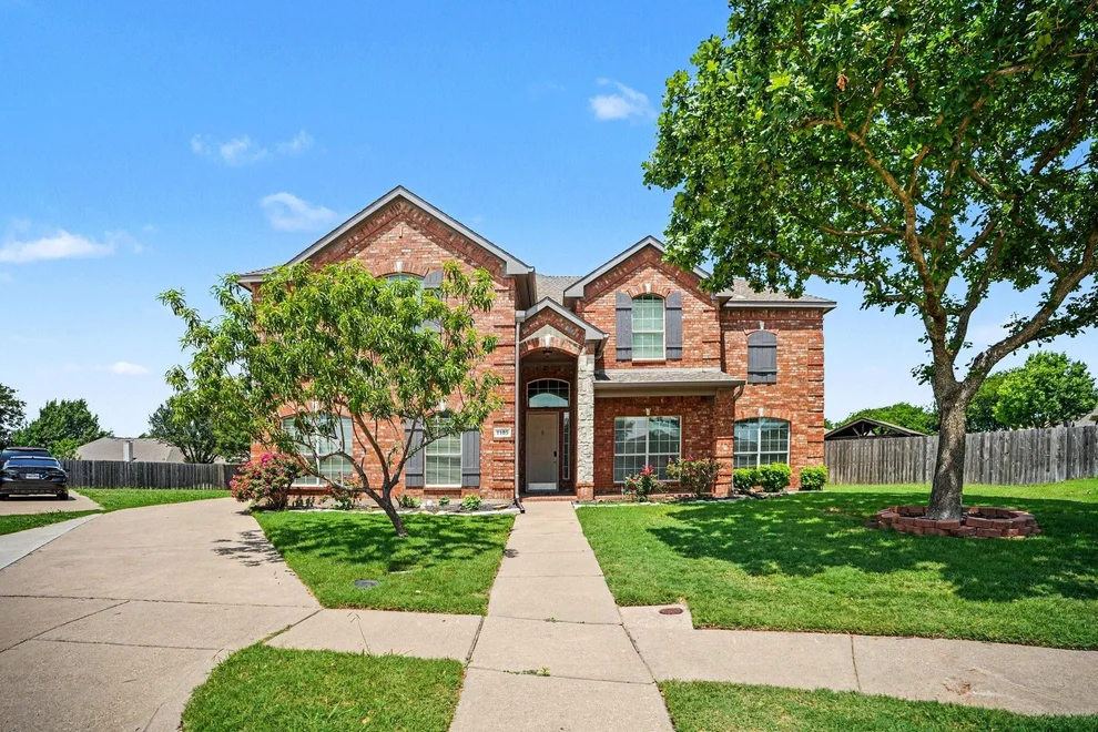 Unit for sale at 1105 Blaze Court, Midlothian, TX 76065