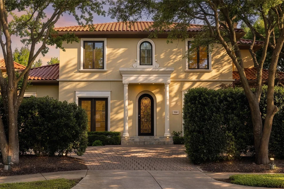 Unit for sale at 504 Byron Court, Irving, TX 75038