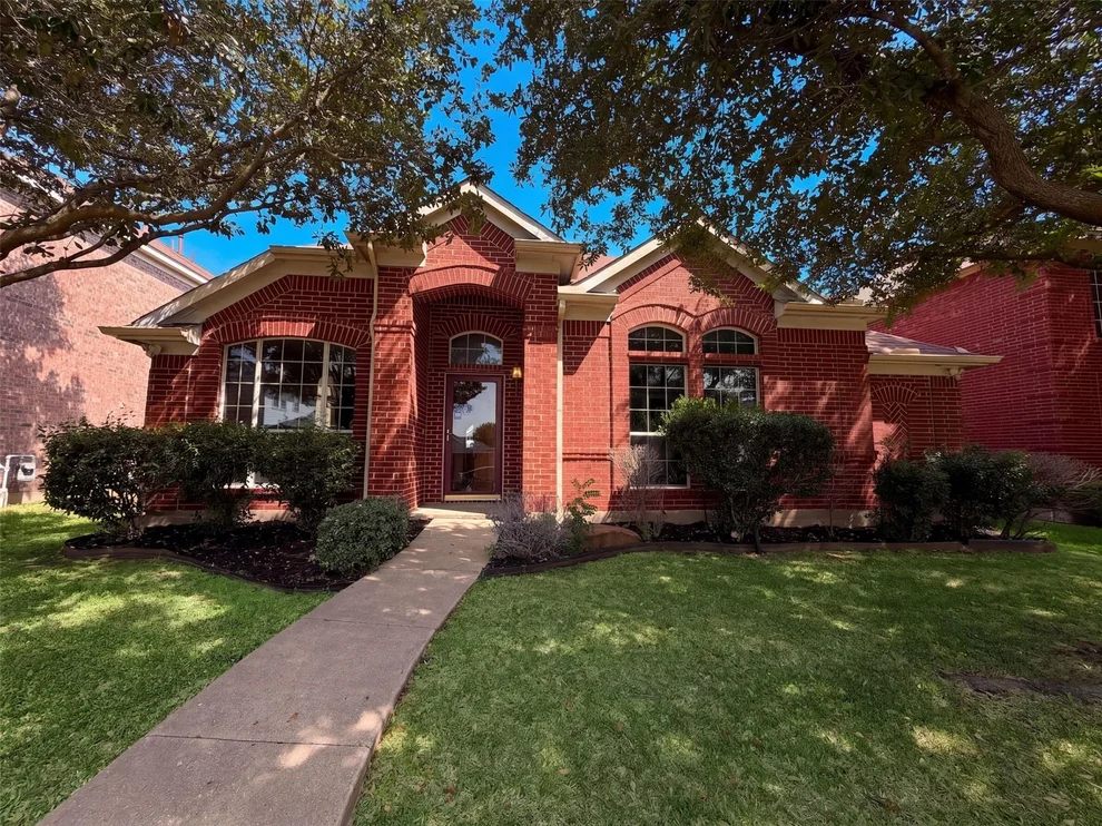 Unit for sale at 1213 Whitecreek Drive, Glenn Heights, TX 75154