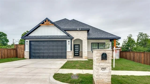 Unit for sale at 4905 Katy Street, Fort Worth, TX 76105