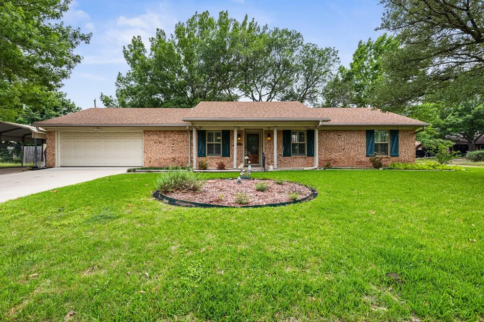 Unit for sale at 7100 Canterbury Drive, Waco, TX 76712