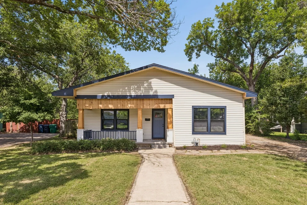 Unit for sale at 1515 Bolivar Street, Denton, TX 76201