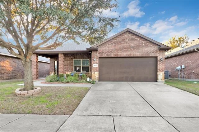 Unit for sale at 11704 Anna Grace Drive, Fort Worth, TX 76028