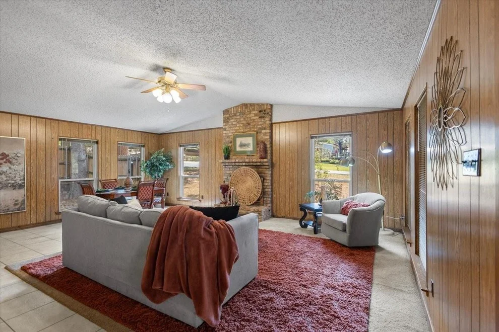 Unit for sale at 207 Grass Knoll Drive, Hideaway, TX 75771