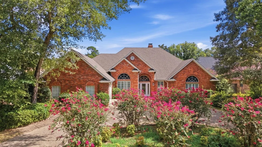 Unit for sale at 3403 Pinecreek Drive, Tyler, TX 75707